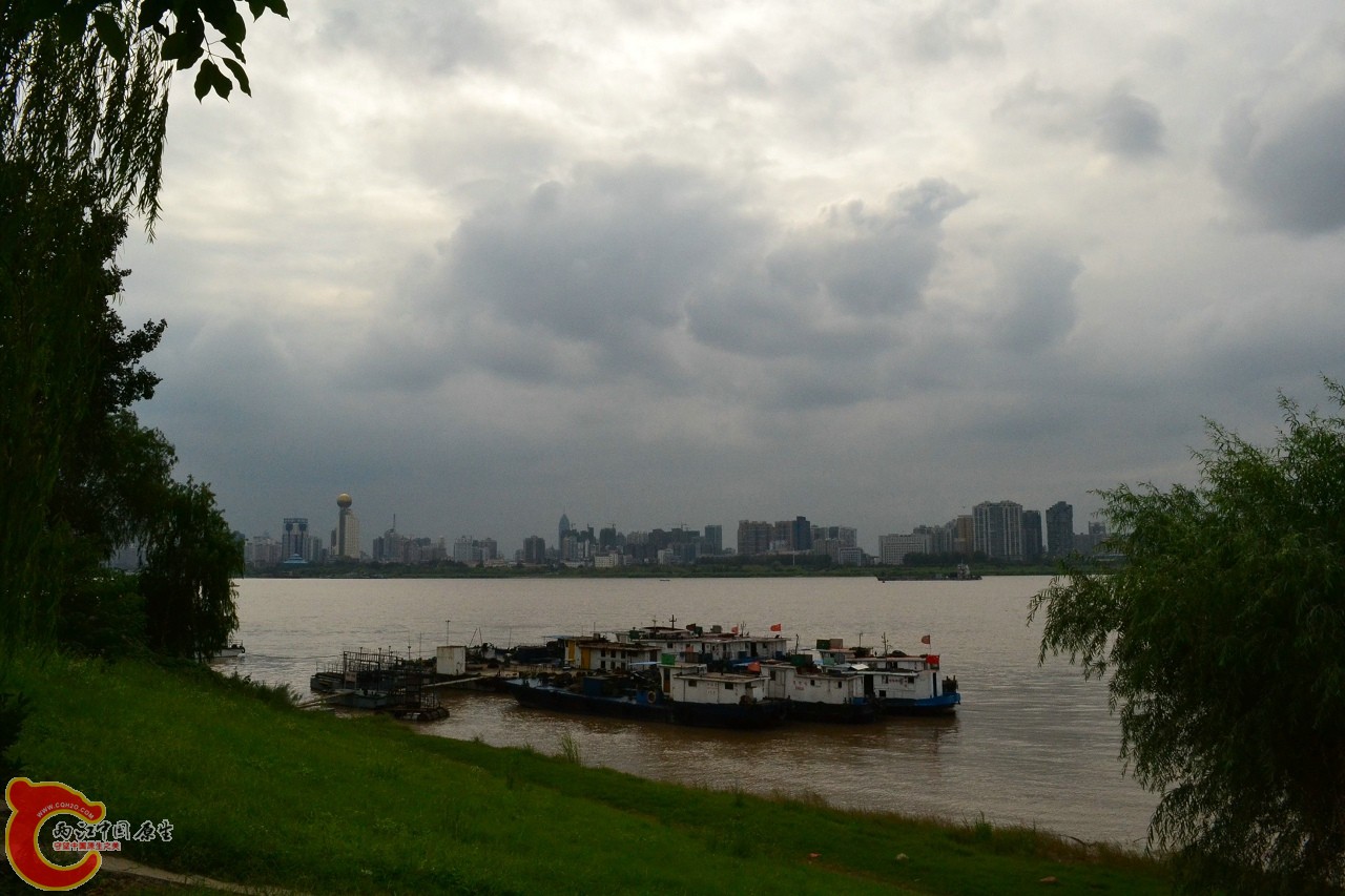 201108241562.jpg