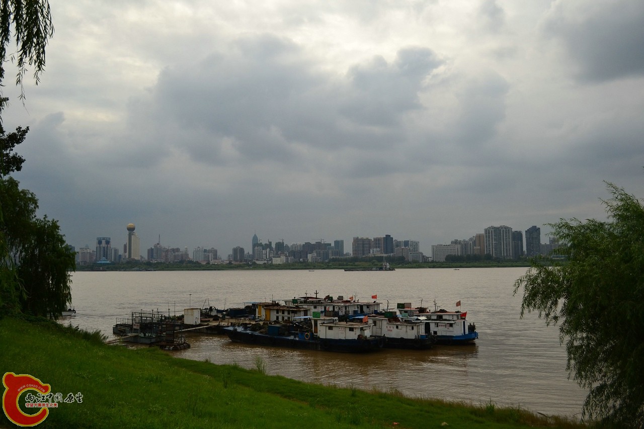 201108241568.jpg