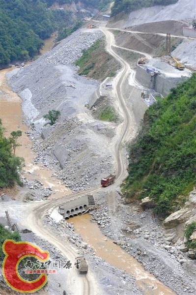 2011092610011120ed1.jpg