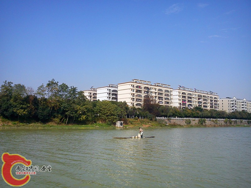 DSC03143_.jpg