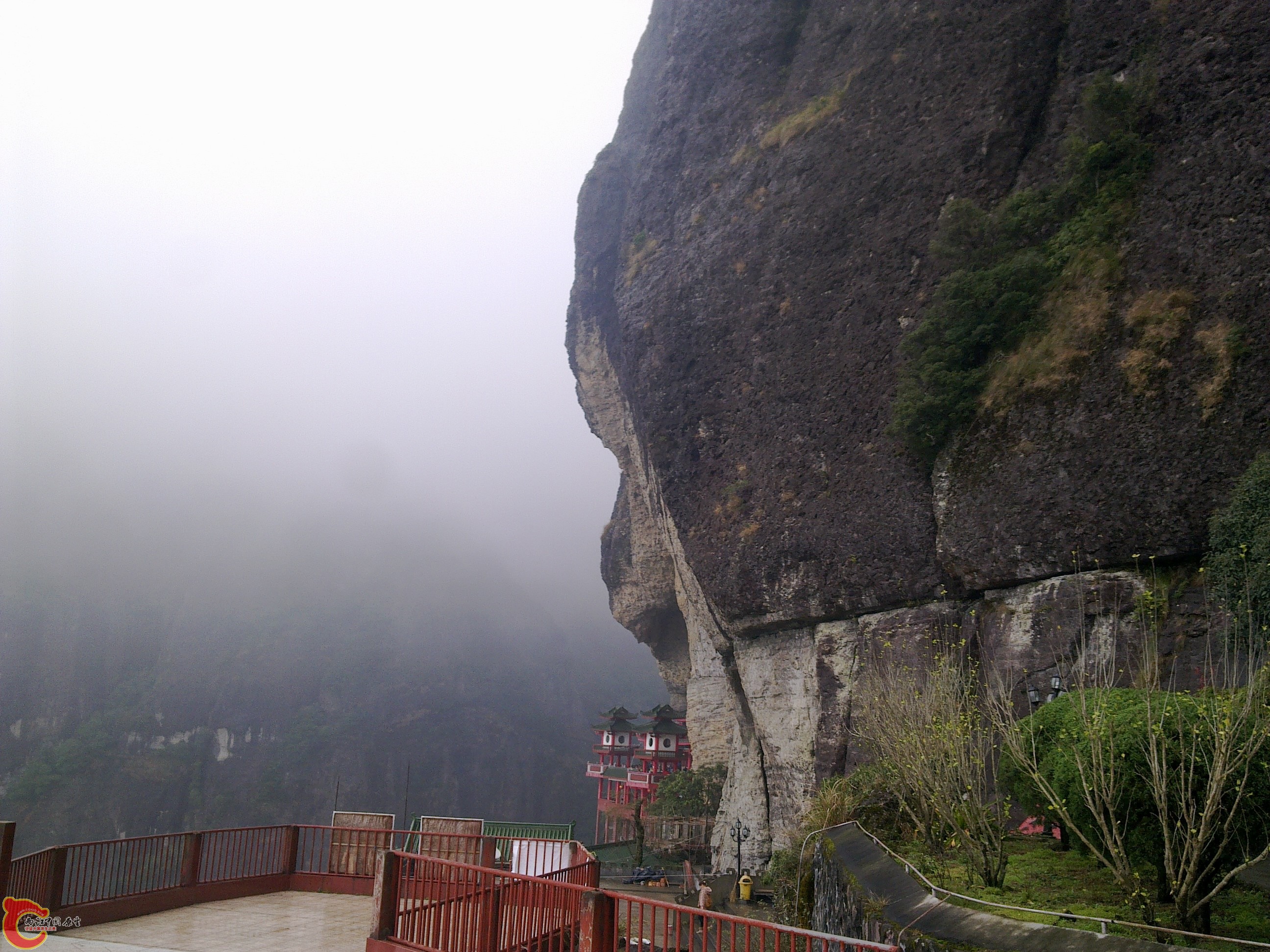 20120126169.jpg