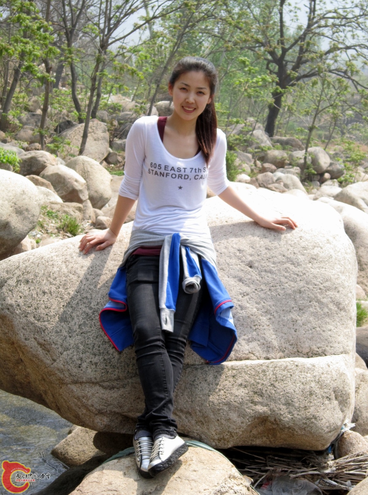 女女.JPG