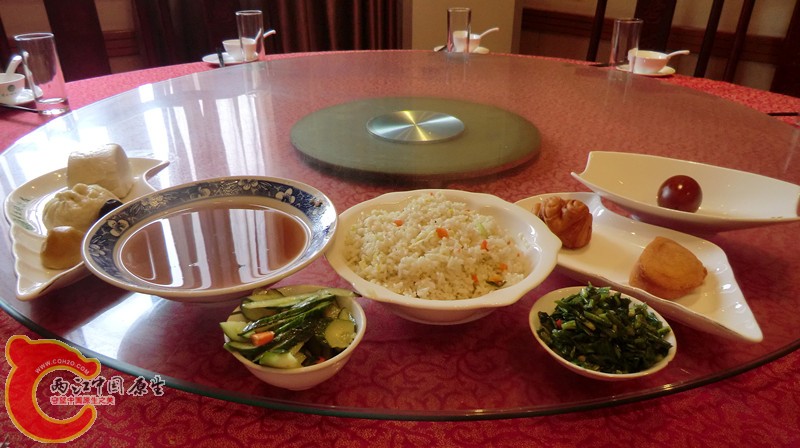 东门14.jpg 东门14.jpg