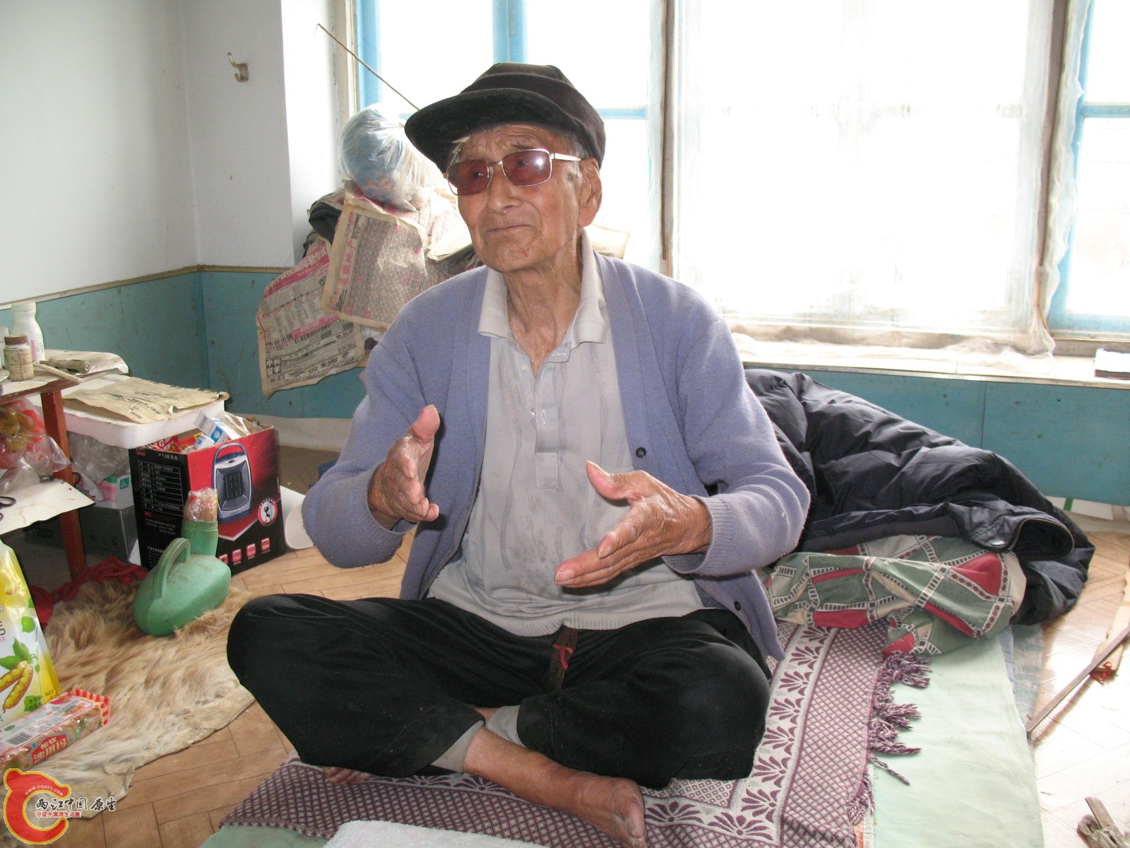 百岁老人(99周岁) 百岁老人(99周岁)