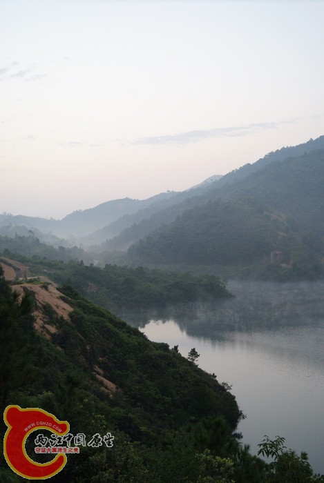 古墓 (1).JPG