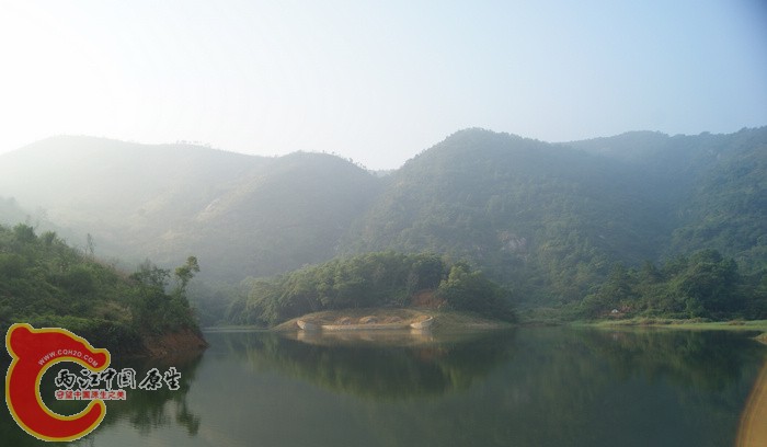 古墓 (15).JPG