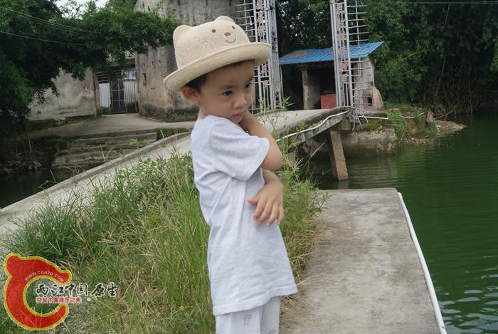 01.jpg