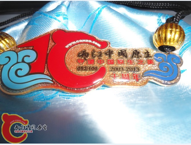 (PCYDSP]D}2C2_2EW@THUX1.jpg