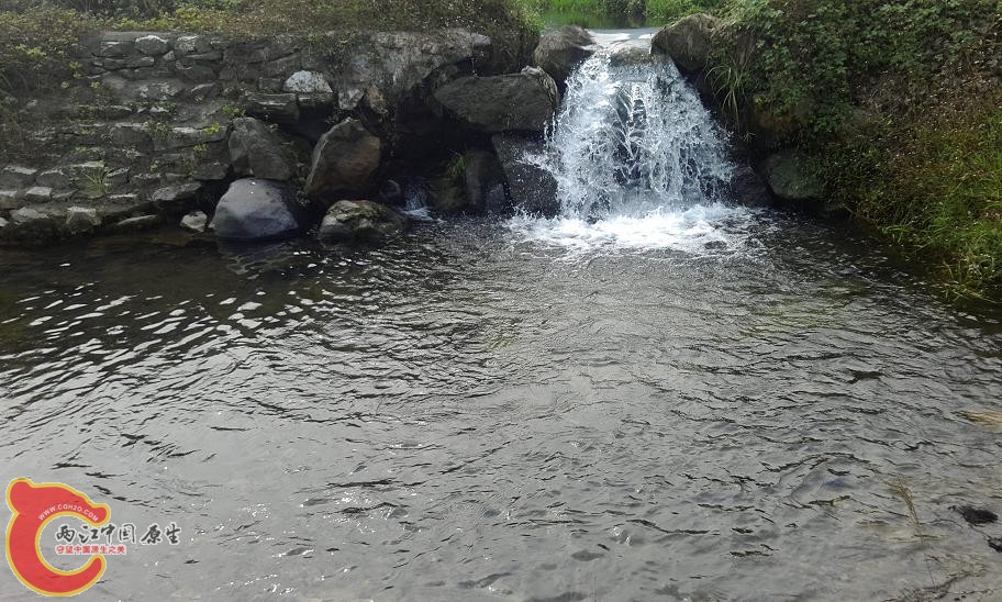 小瀑