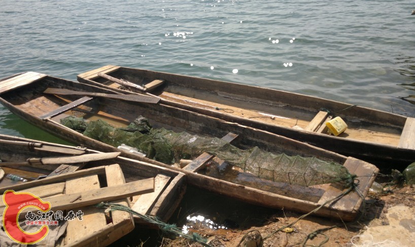 作案工具一：两三百块钱一条的木床