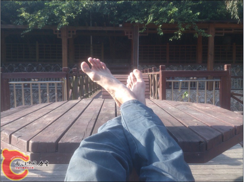 晒日光浴，爽！