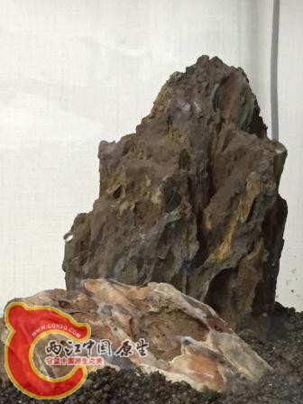网上淘的松皮石造型还可以