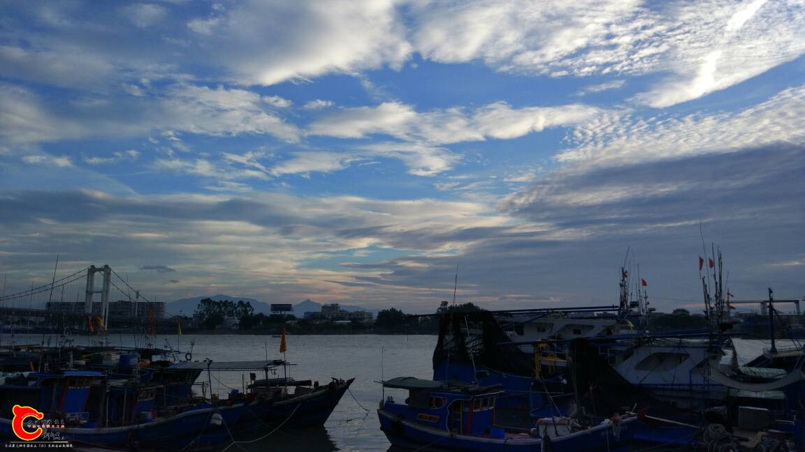 103053b5qwiywpxihriip4.jpg