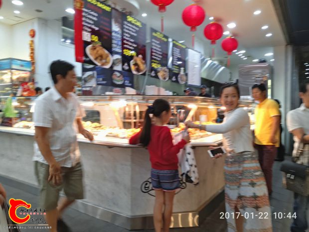 P70122-104436.jpg