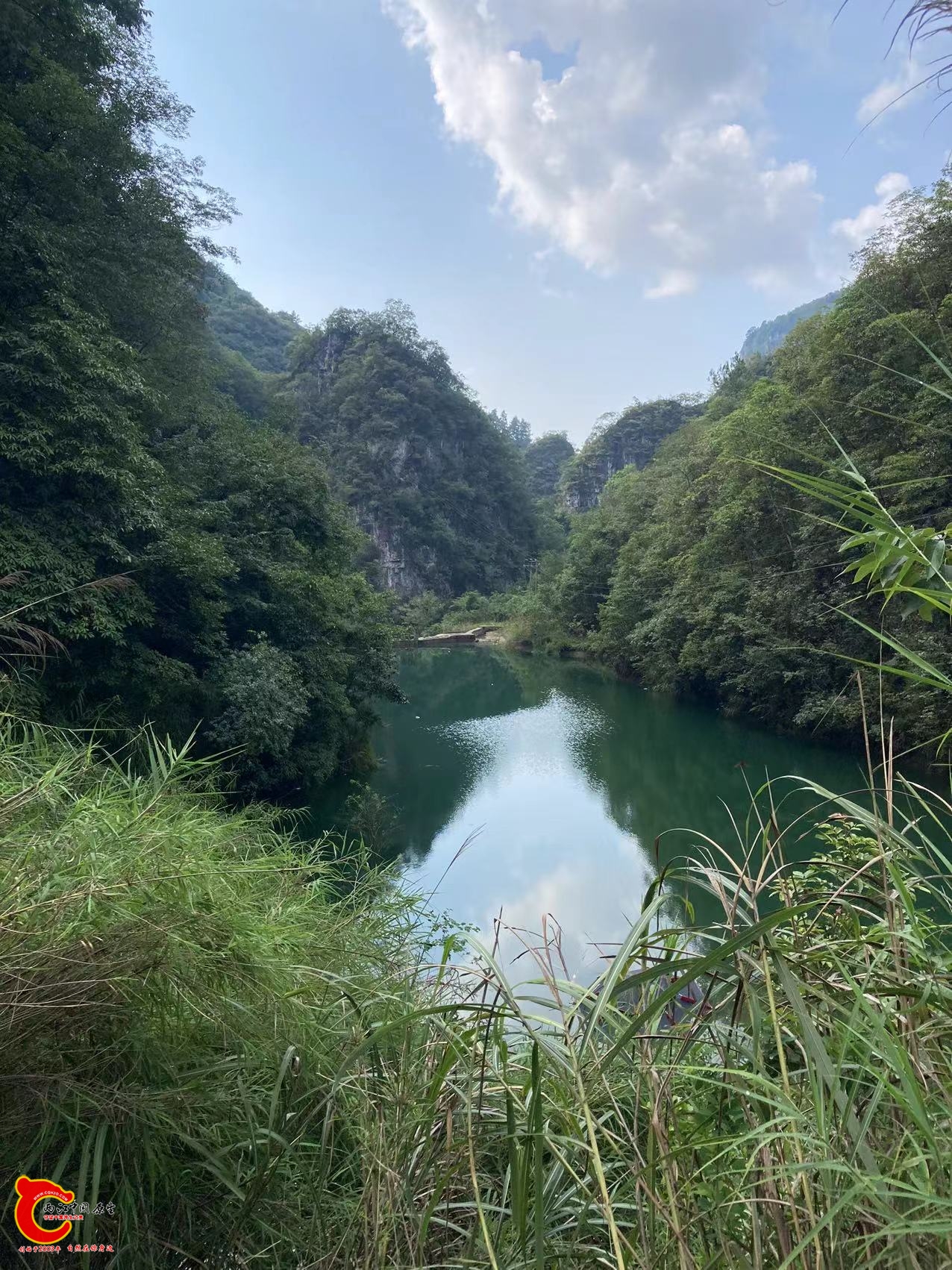 快到水边了