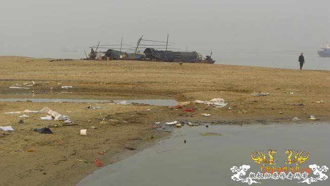 随拍，记录垃圾赣江