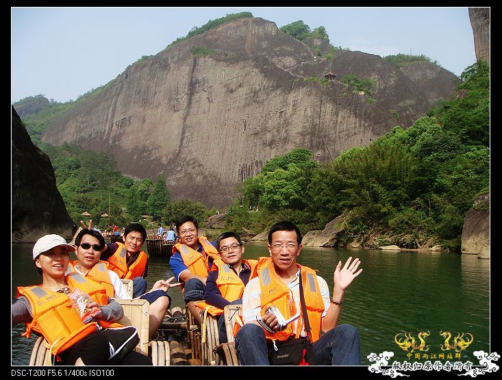 猜猜合照中哪个是我