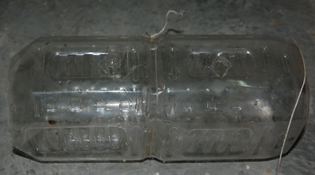 一个2.5升的可乐瓶=53条鱼