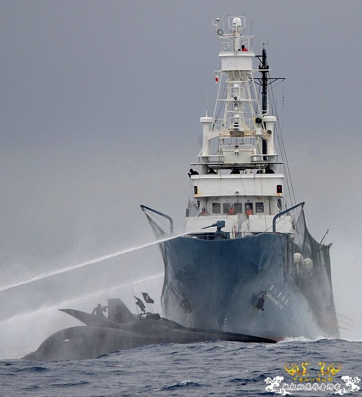 [转帖]反捕鲸团体小船被日本捕鲸船撞沉