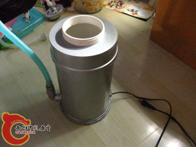 12的水管正好跟泵接上