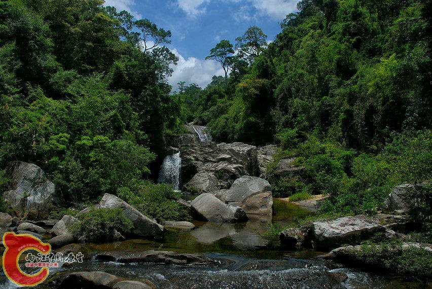 吊罗山风景.jpg
