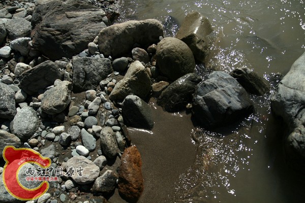 澜沧江底砂3.JPG